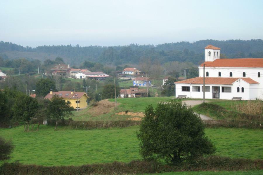 Hotel San Miguel De La Barreda Siero Exteriér fotografie